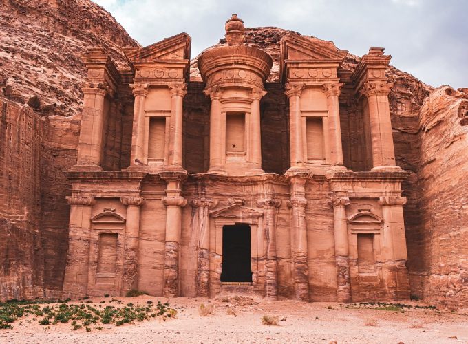 TOUR GIORDANIA: AMMAN – PETRA – MADABA – WADI RUM – MAR MORTO DATA DA DEFINIRE