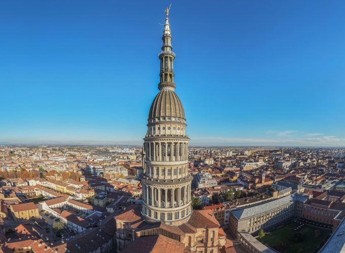 NOVARA SALITA ALLA CUPOLA DELLA BASILICA DI SAN GAUDENZIO SABATO 16 MAGGIO 2026